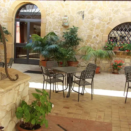 Don Giovanni Hotel