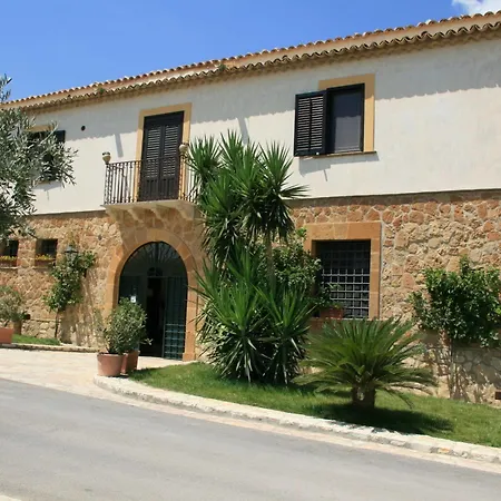 Don Giovanni Hotel